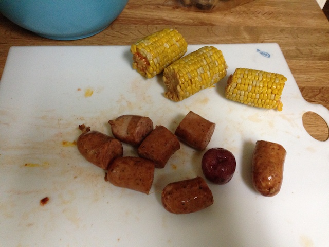 Top: corn cobs. Bottom: sausage.